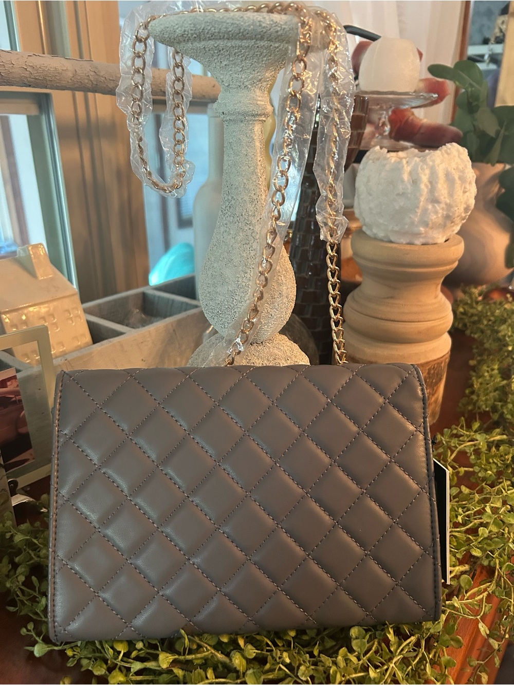 Badgley Mischka Quilted Chain Shoulder Bag in Gray with Metal Logo - Picture 5 of 6